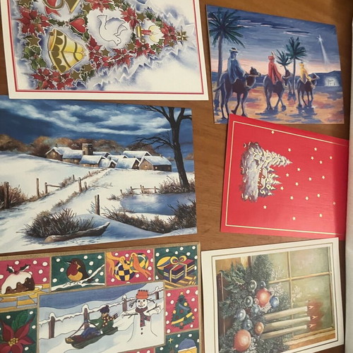 Christmas postcard set new, 6 large and 2 small with envelopes