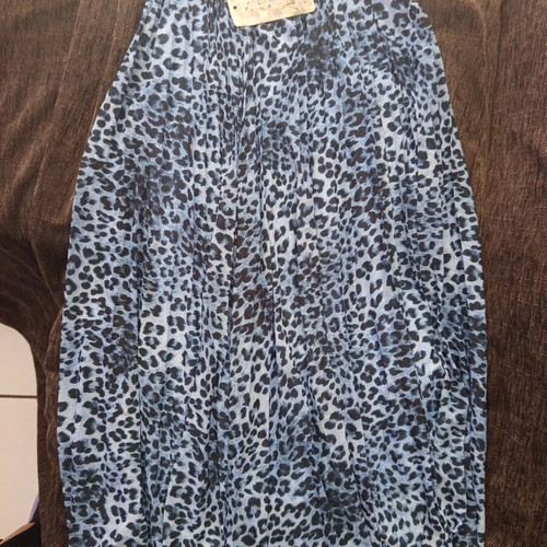 Animal Print Summer Skirt new, size S/M, blue