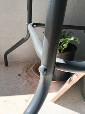 Veranda table with screw covers