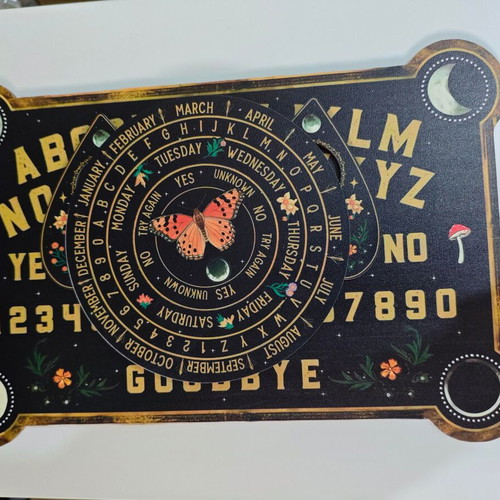 Vintage Ouija board like new with butterfly and moon phases