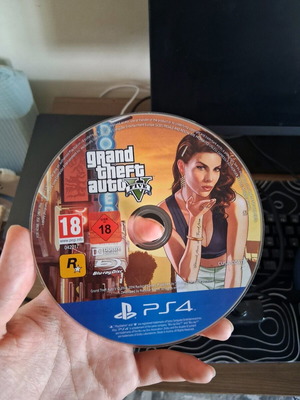 Gta 5 Premium Edition PS4 като нова