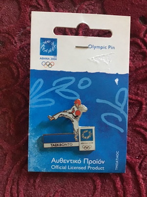 Pin Athens 2004 collectible, like new