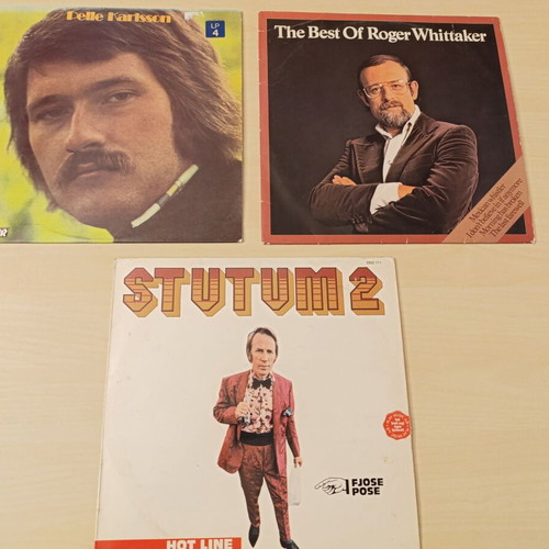 Set of 3 used vinyl records with Roger Whittaker, Pelle Karlsson & Stutum 2
