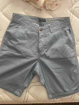Bermuda shorts like new, turquoise and blue, sizes XS and S