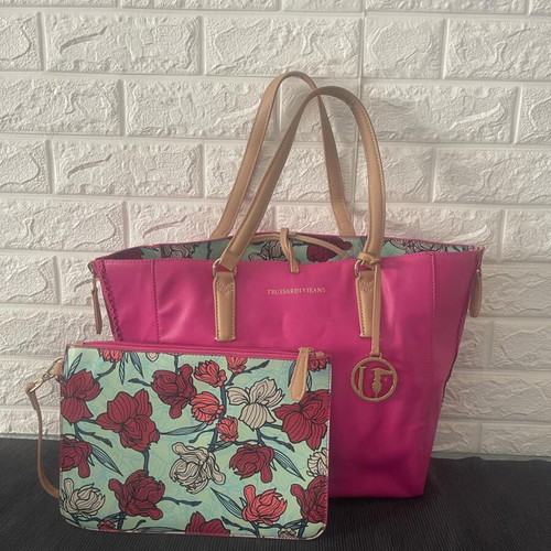 Trussardi Jeans shoulder bag slightly used with inner pouch