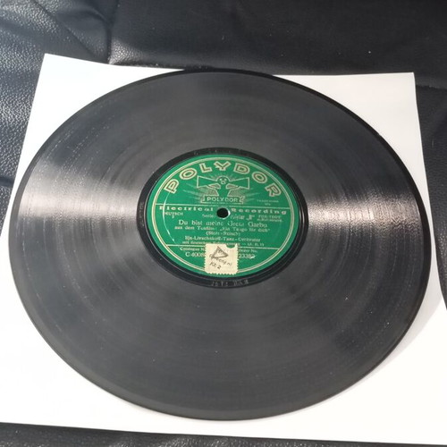 Gramophone record used, 1930s