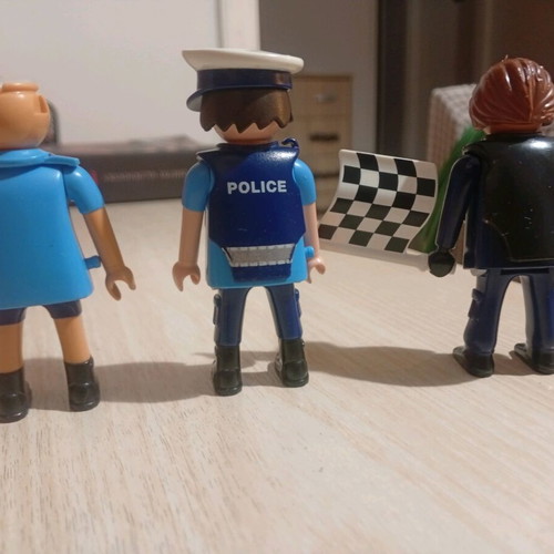 Playmobil police vintage figures used, set of 3