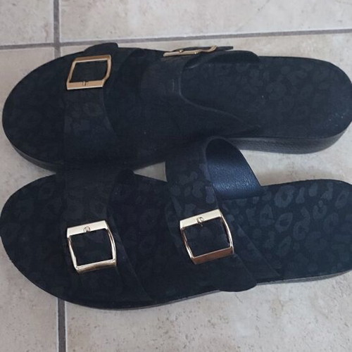 Slippers with animal print design new, size 39