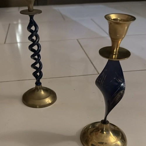 Brass candlesticks set of 2 like new, dated 1990