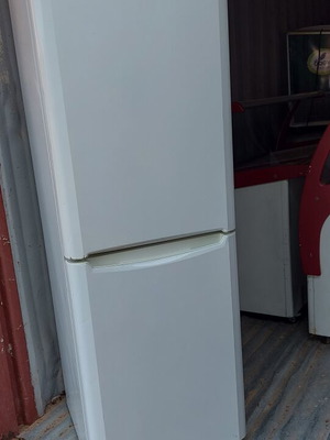 Refrigerator used, in good condition