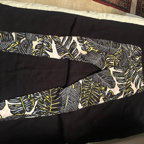 Maaji pants size S like new, multicolor