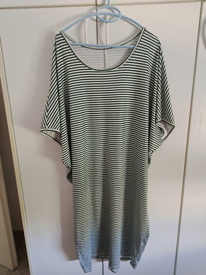 Shein dress with white and green stripes, XL