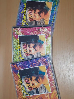 Carlos Santana CDs used, pack of 3