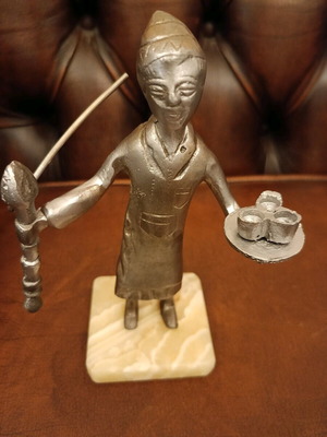 Metal sculpture from the Middle East like new, 19th century antique