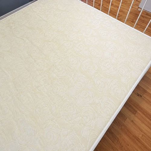Double mattress 140x190 cm with fabric handles