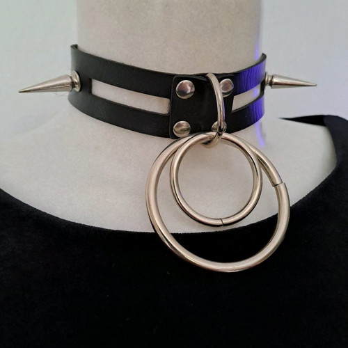 Choker double new with two rings and steel spikes