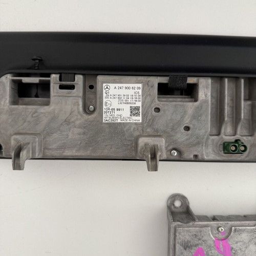 Mercedes-Benz GLB X247 7" OEM Display Set with Control Unit