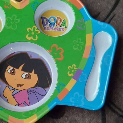 Dora the Explorer Kids' Food Container new, melamine plastic