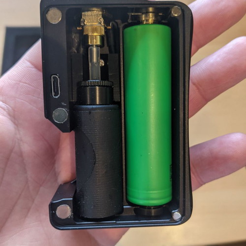 The Fury Squonker V1.2 από E-Phoenix καινούργιο με δώρο πλαϊνά καπάκια