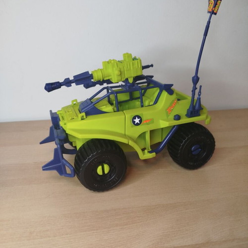 Gi Joe Badger vehicle like new, vintage collectible Hasbro