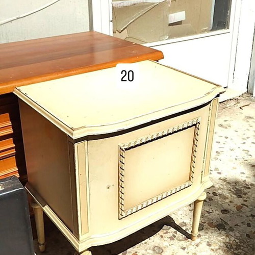Vintage nightstand used, needs restoration