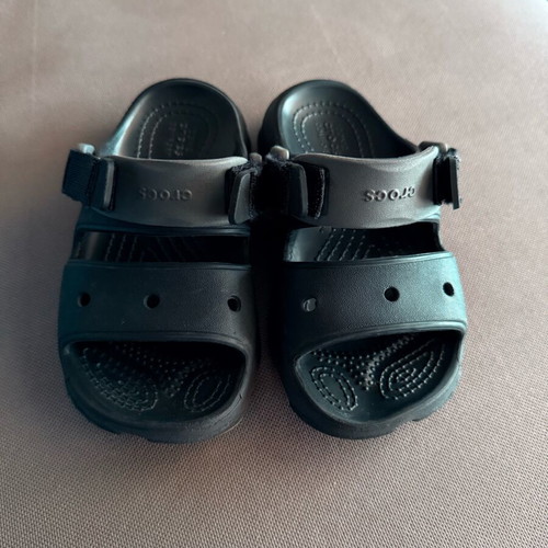 Crocs C11 like new condition