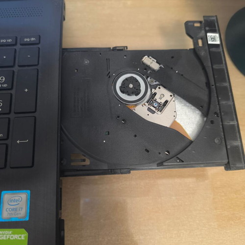 Hp laptop like new with Intel Core i7, 8GB RAM, 256GB, Windows