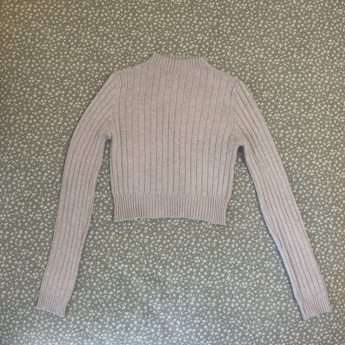 Toi&Moi gray crop sweater with turtleneck like new