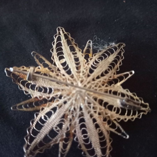 Silver ornate brooch from the '60s like new, 5cm diameter