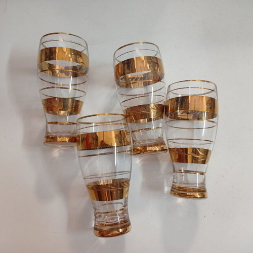 Vintage glassware used, set of 4, engraved glasses