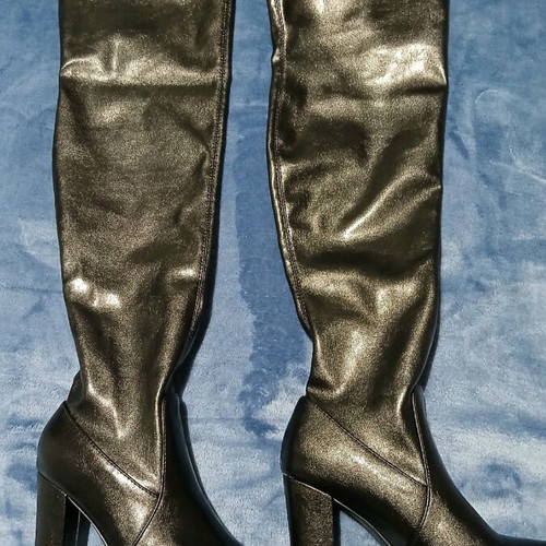 Shein boots new, size 36, black narrow fit