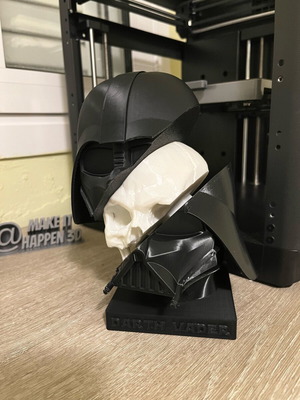 Darth Vader figure like new, 3D print with helmet and skull