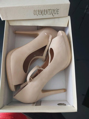 Pumps beige size 38 like new