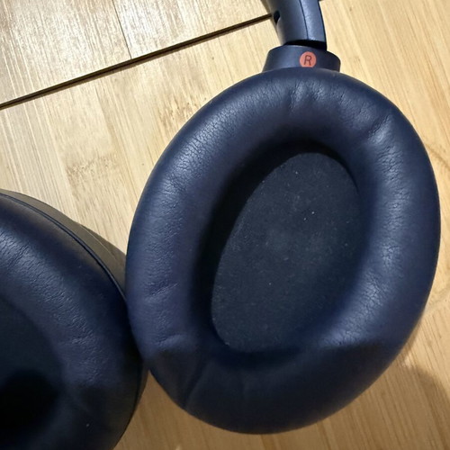 Sony Headphones WH-1000XM4 Noise Cancelling like new