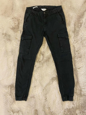 Jack & Jones Cargo παντελόνι σαν καινούργιο, μαύρο, μέγεθος 32-34