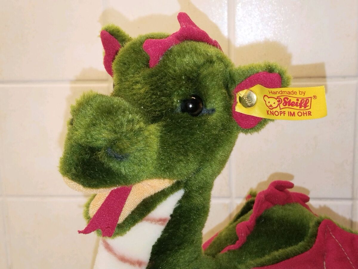 Steiff Rocky Dragon plush like new, 32 cm - € 55,00 - Vendora.cy