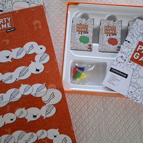 Party Game Trilogy board game like new