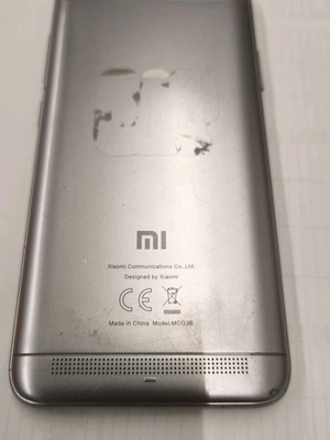 Xiaomi Redmi 5A used without charger with signs of wear