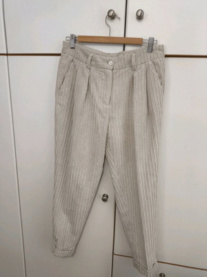 Rococo women's pants beige size M like new