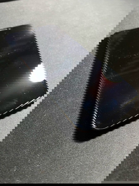 Γνήσια οθόνη iPhone 11.
