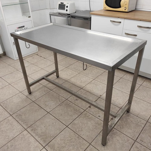 Stainless Steel Veterinary Examination Table used