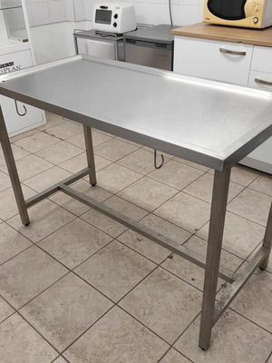 Stainless Steel Veterinary Examination Table used