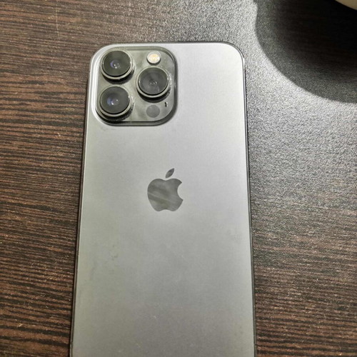 Iphone 13 Pro like new with Mobilfox case and charger, 256GB