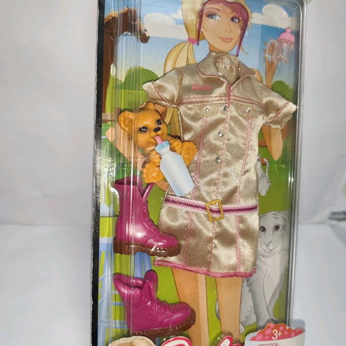 Barbie Mattel 2009 New Clothes and Accessories Zoo Keeper Trainer