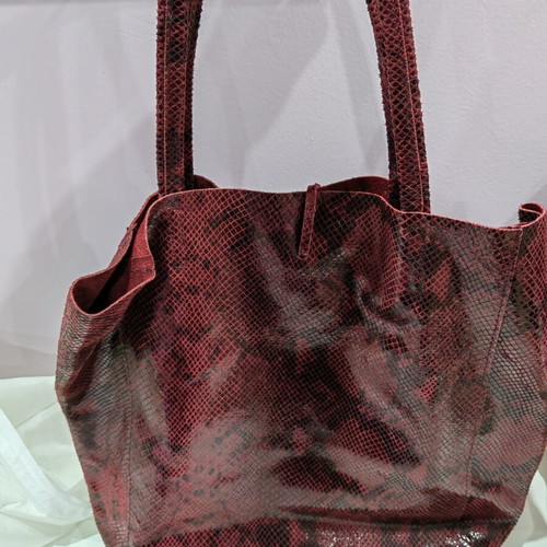 Vintage leather bag new, never worn