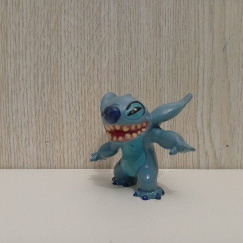 Walt Disney Pixars Lilo & Stitch Bullyland figures used