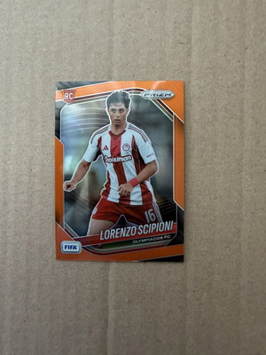 2025-26 Panini FIFA Prizm Rookie Lorenzo Scipioni карта, като нова