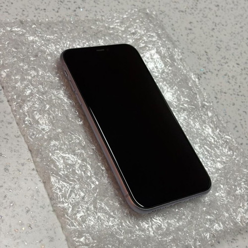 iPhone 11 64GB lilac like new, unlocked, OEM battery