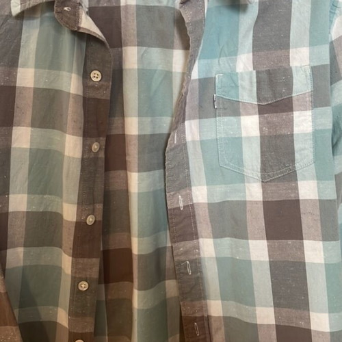 Levi’s men’s shirt medium like new, gray and turquoise