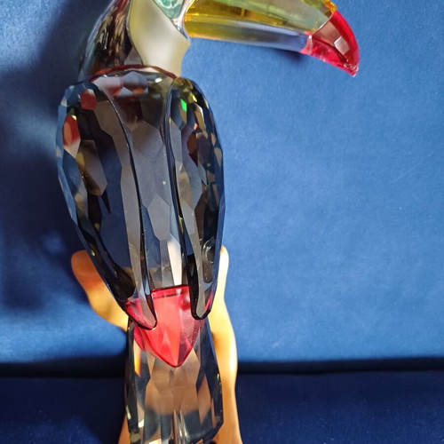 Swarovski Toucan Black Diamond used crystal figurine on maple wood base
